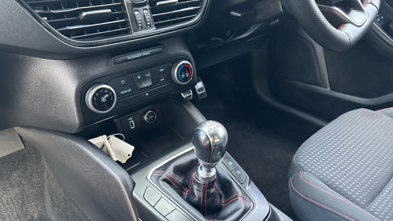 Ford Focus 1.0 EcoBoost 125 ST-Line 5dr Petrol Hatchback